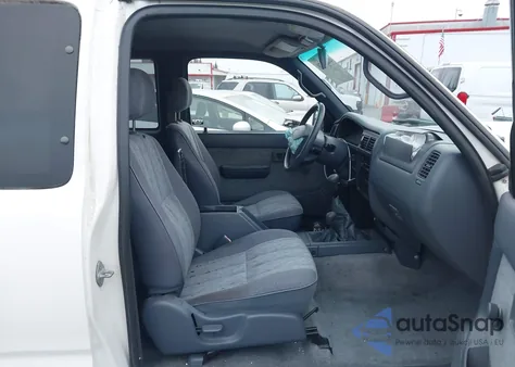 1999 Toyota Tacoma from USA, damaged, VIN 4TAWN72N9XZ467433